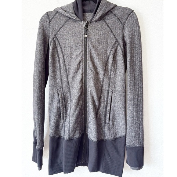 Lululemon Daily Practice Jacket
Heathered Herringbone Heathered Black Black - Picture 12 of 15